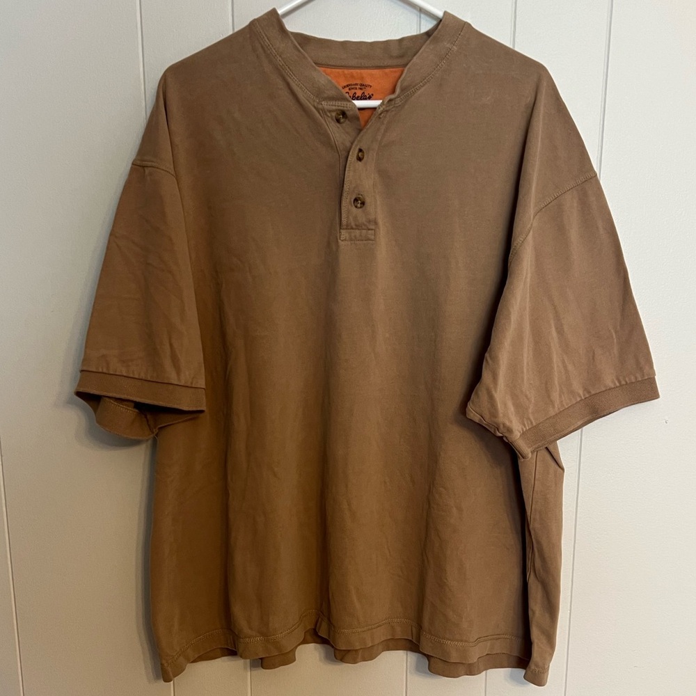 Cabela’s three button short‎ sleeve shirt, size XXL